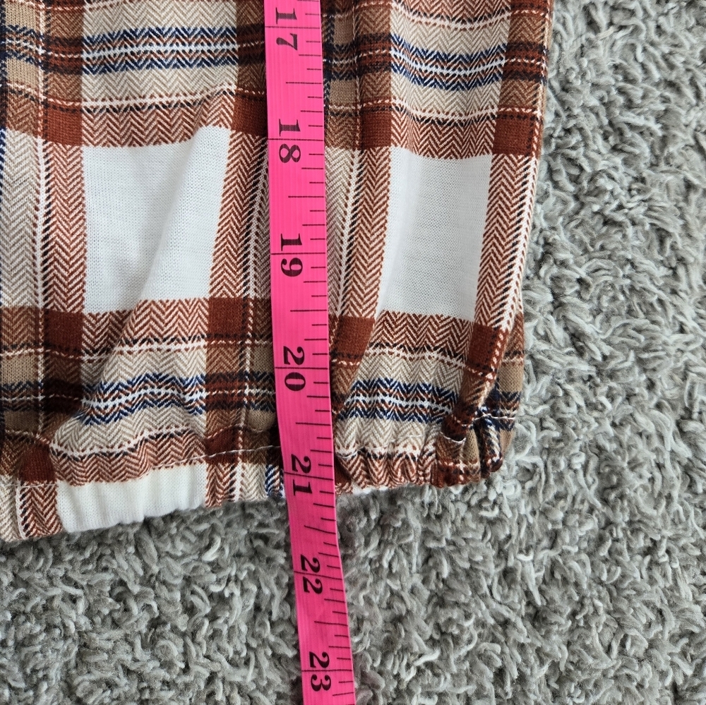 Eden & Olivia Plaid Tie Waist Button Down Shirt. Size Large. New. - Picture 5 of 7